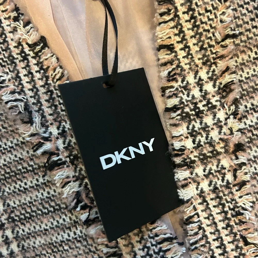 DKNY NWT Tweed Blazer Women’s Size 16 - Picture 9 of 11